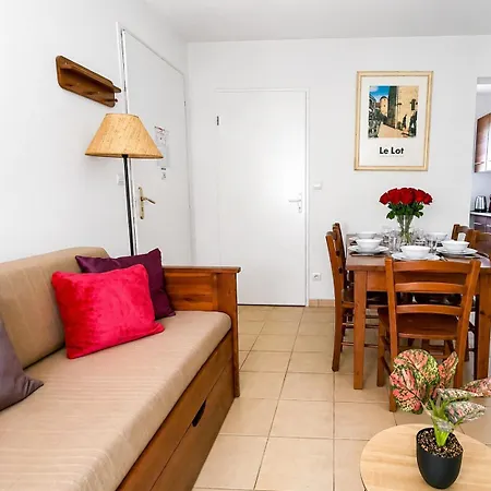 élégant T3 Avec Terrasse&piscine Et Parking Appartamento *