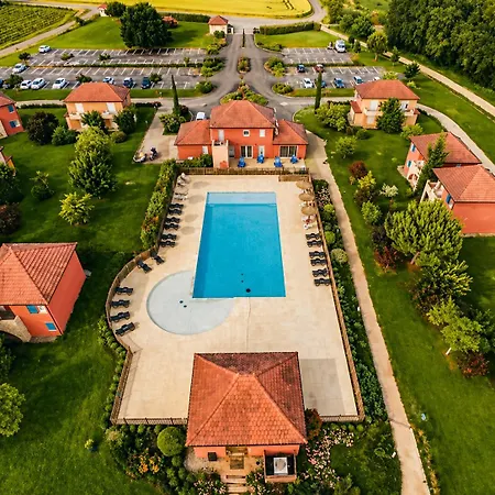 élégant T3 Avec Terrasse&piscine Et Parking Prayssac